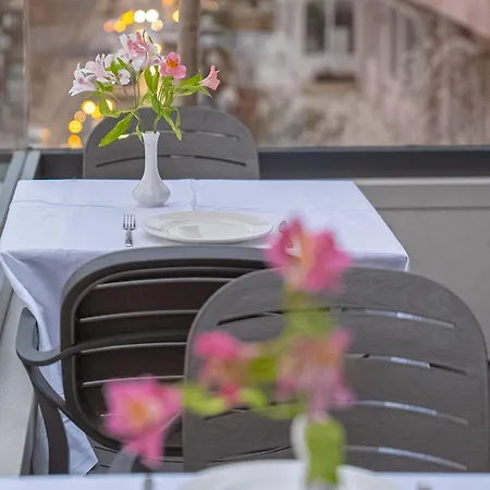 Hotel Central Inn Tirana Hotel 4*